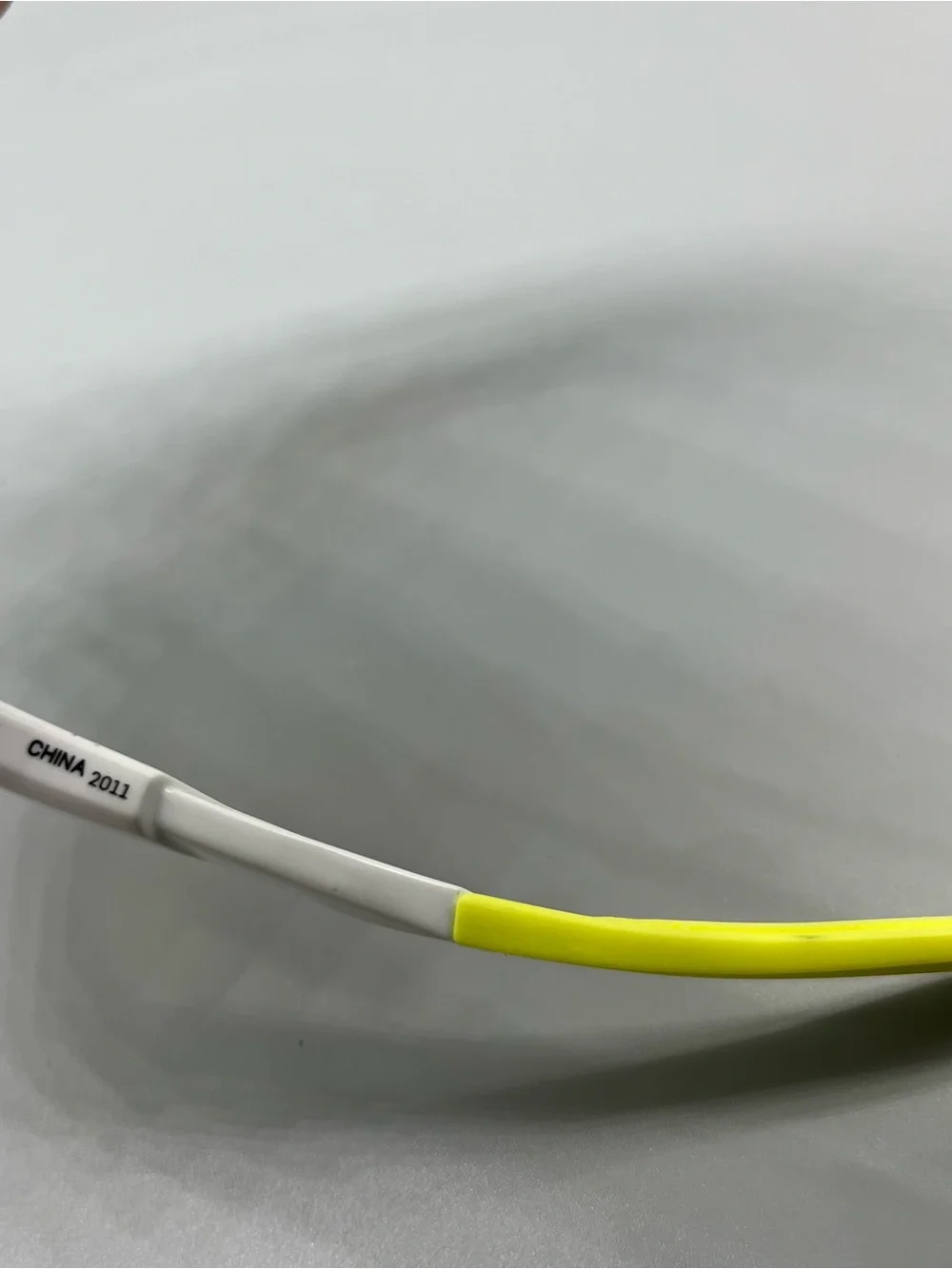 Nike Show X3 E DJ2032 sports sunglasses